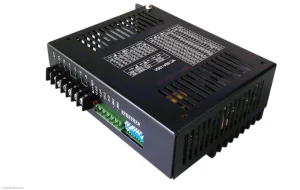 方向抗阻继电器